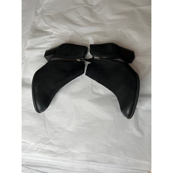 Vionic size 9 booties black velvet chunky block heels Holidays* flaw on toes - Picture 4 of 7